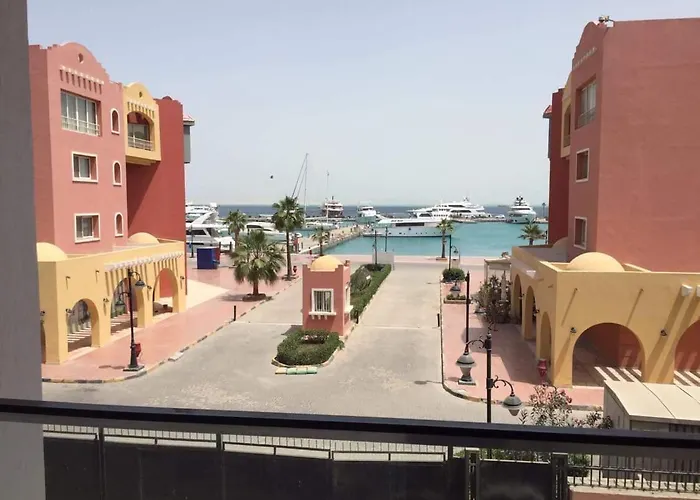Marina *